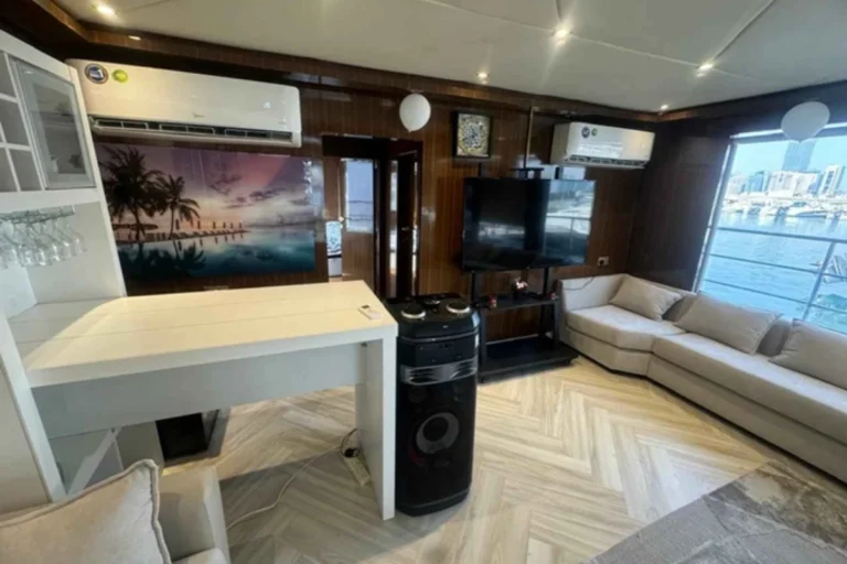 House Boat Luxury M1 New Year’s Eve Abu Dhabi – photo 3