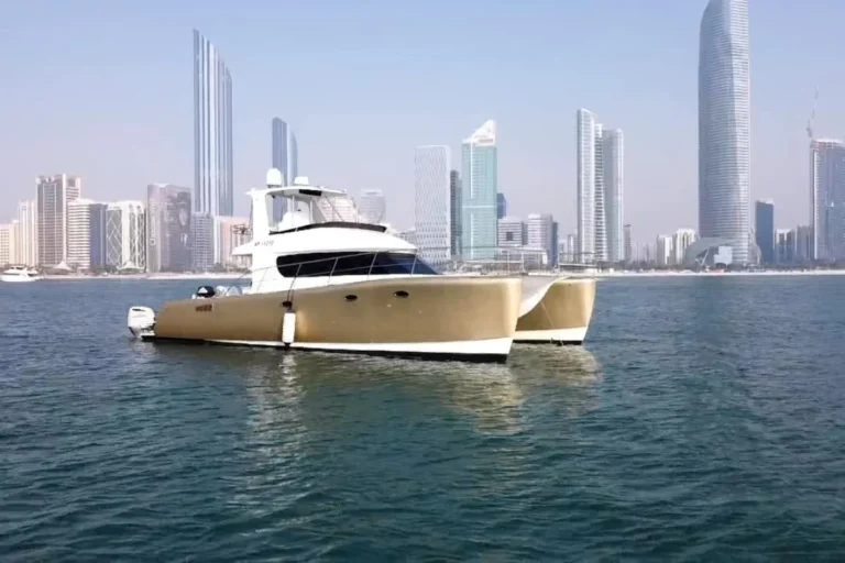 Catamaran Yacht Luxury New Year’s Eve Abu Dhabi
