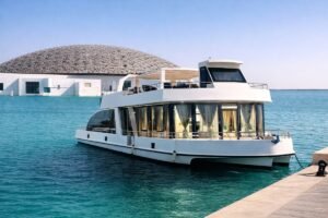 alt="Luxury yacht charter Abu Dhabi"