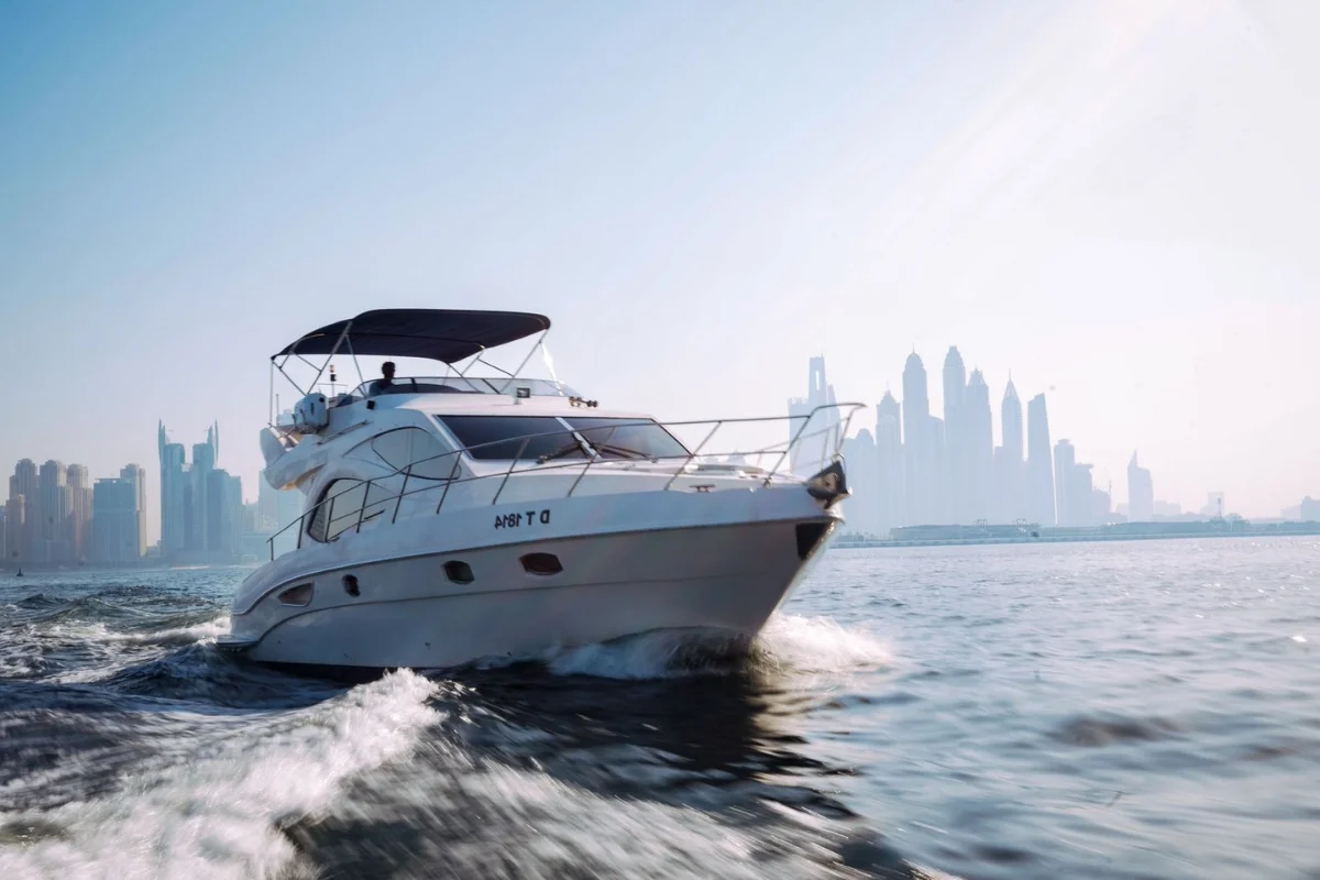 2-5.webp 48 FT Majesty wedding yacht cruising in Dubai Marina