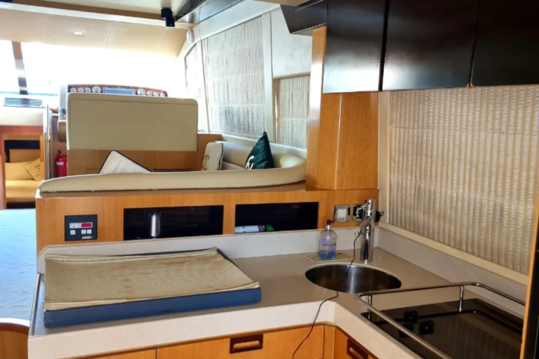 56 FT Luxury Majesty Yacht Dubai – photo 2