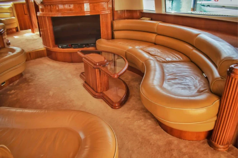 82 Ft Paradise with Jacuzzi (Birthday Yacht) – photo 7