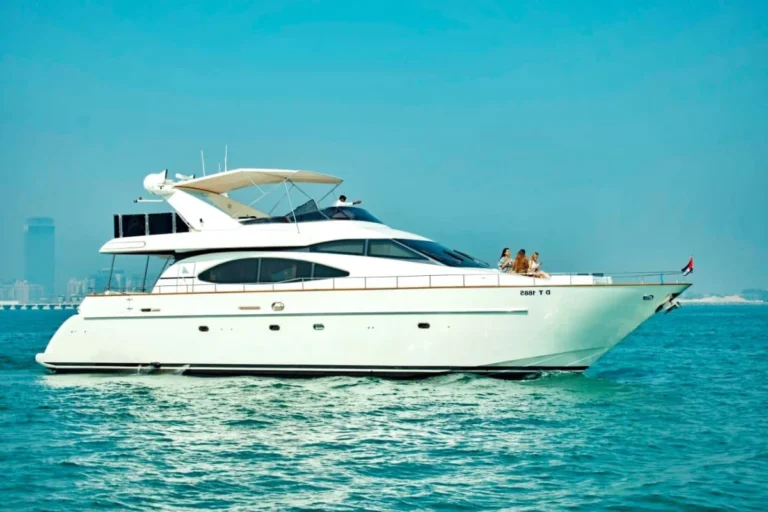 82 FT Paradise Jacuzzi Yacht Dubai