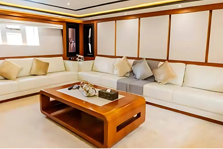 96 FT Caliente Luxury Yacht Rental Dubai – photo 4