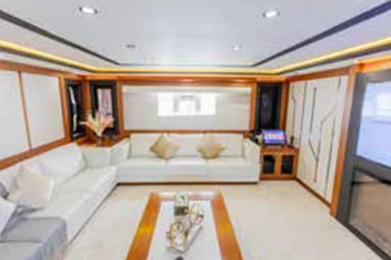 96 FT Caliente Luxury Yacht Rental Dubai – photo 6