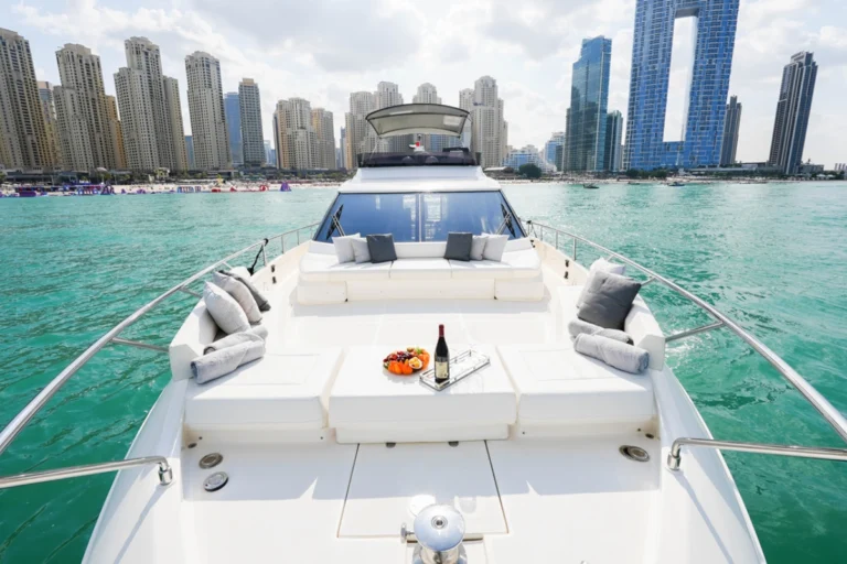 Ferretti 670 Luxury Yacht Rental Dubai – photo 6