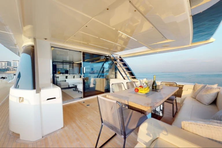 Ferretti 780 Luxury Yacht Rental Dubai – photo 6