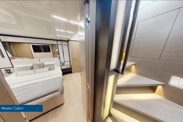 Ferretti 780 Luxury Yacht Rental Dubai – photo 16