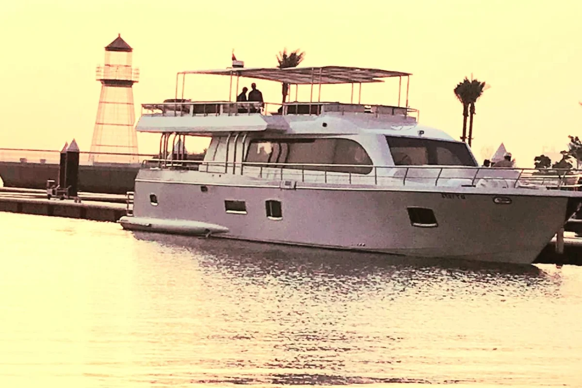 ft-venus-yacht-dubai-marina3 95 ft Venus yacht Dubai cruising in Dubai Marina