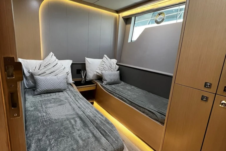 62 FT Gold C Luxury Yacht Rental Dubai – photo 6