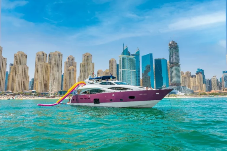 Kona 110 FT F1 Yacht Charter