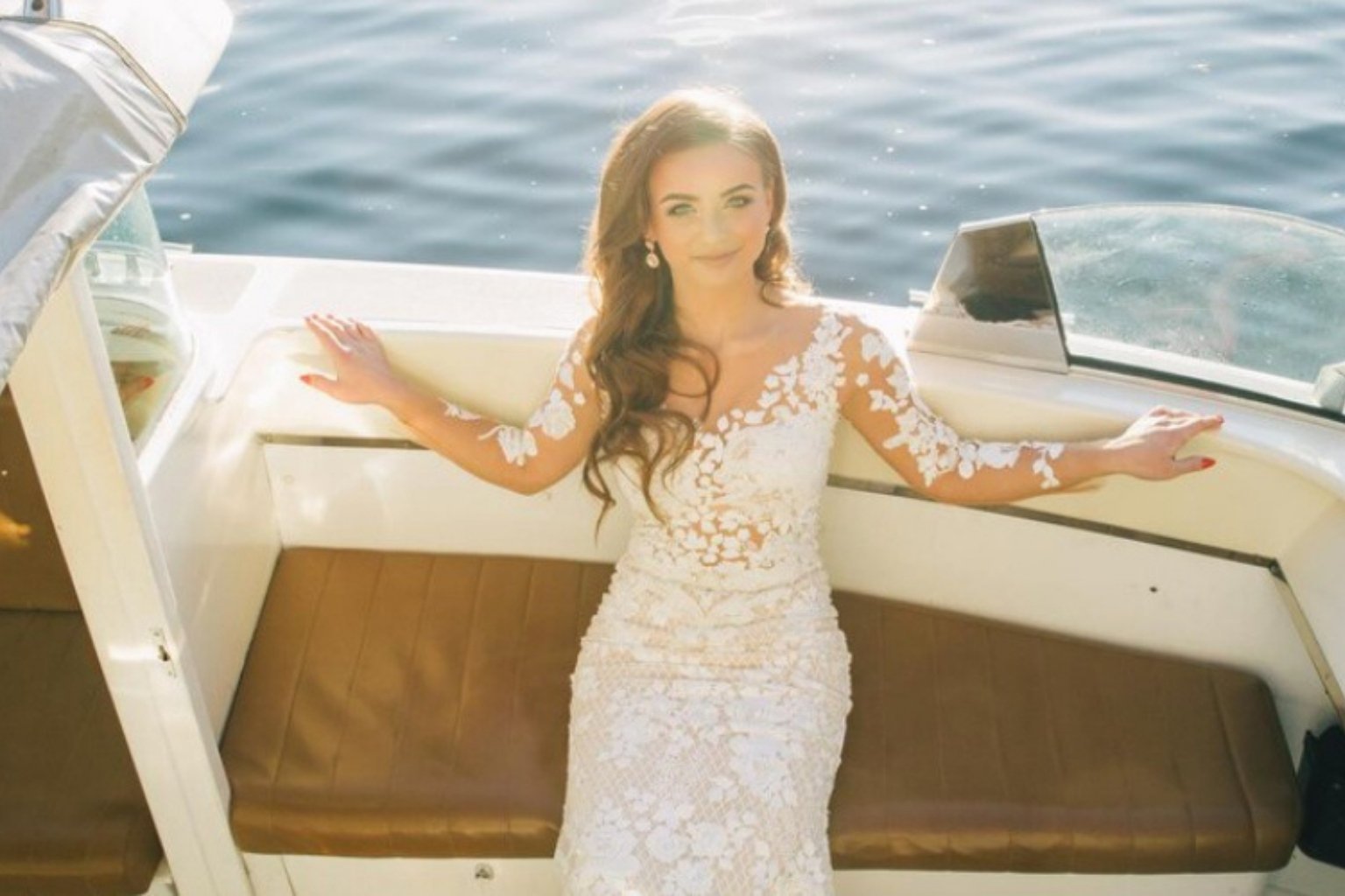 Sunset wedding yacht cruise in Abu Dhabi for couples and guests