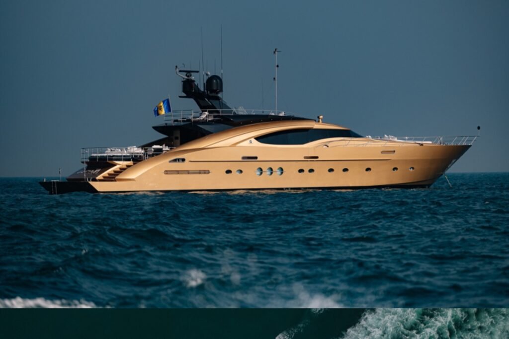 Yacht