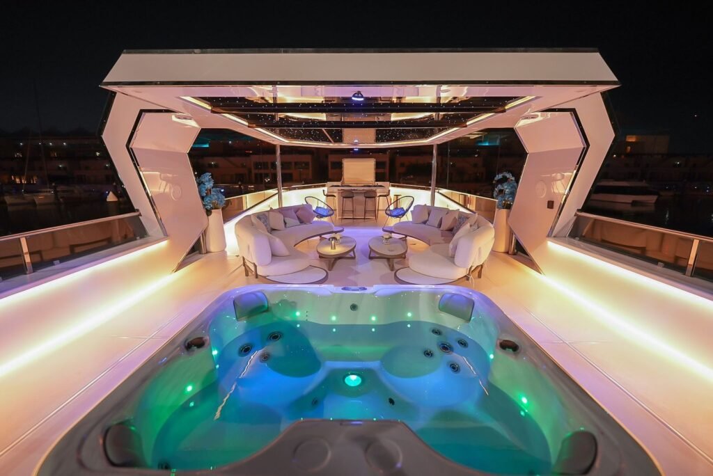 Celestia Jacuzzi Yacht Abu Dhabi — 3