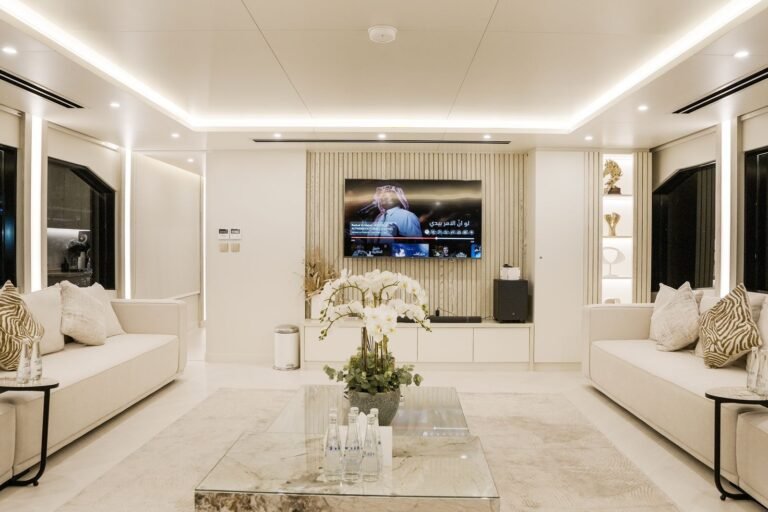 Celestia Jacuzzi Yacht Abu Dhabi – photo 6