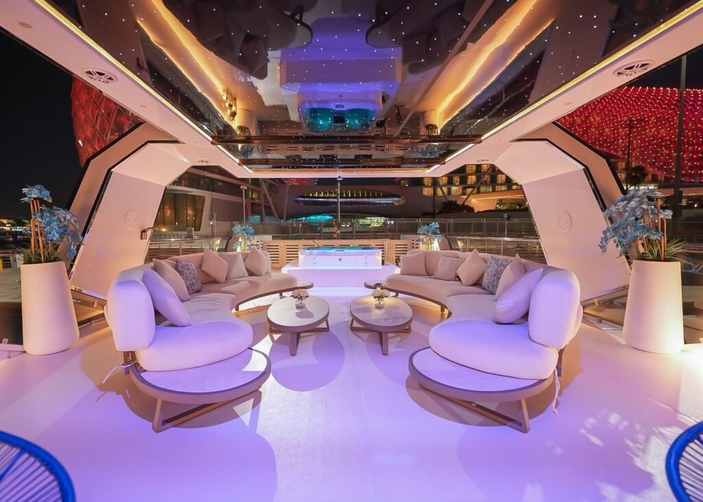 Celestia Jacuzzi Yacht Abu Dhabi — 4