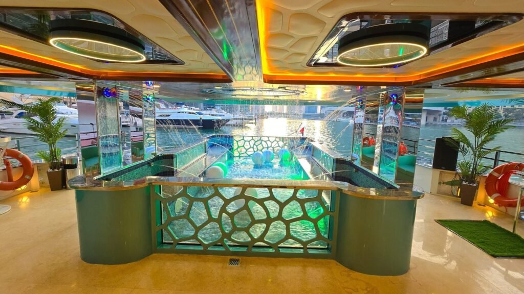 Dîner romantique sur un yacht événementiel 4