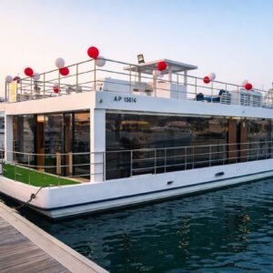 House Boat Luxury M1 – overnight houseboat stay in Abu Dhabi